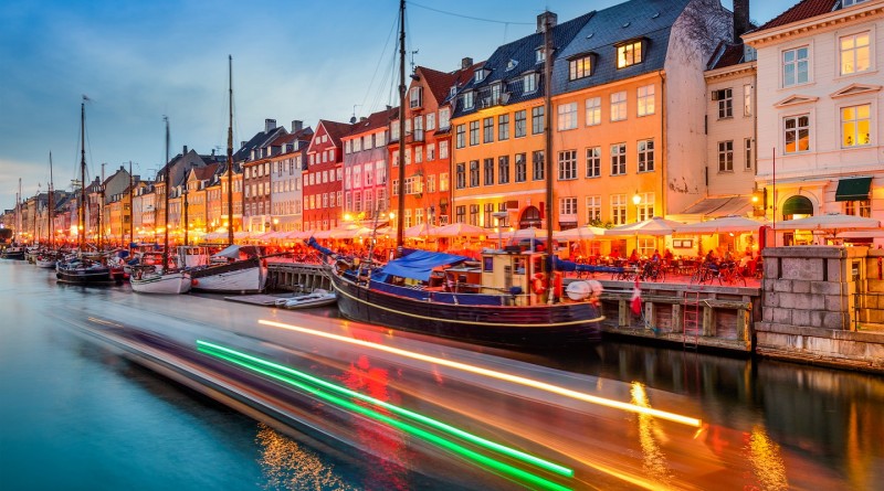 Copenhagen,,Denmark,On,The,Nyhavn,Canal.