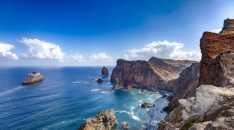 Ponta de SÃ£o LourenÃ§o â¢ Madeira coastline