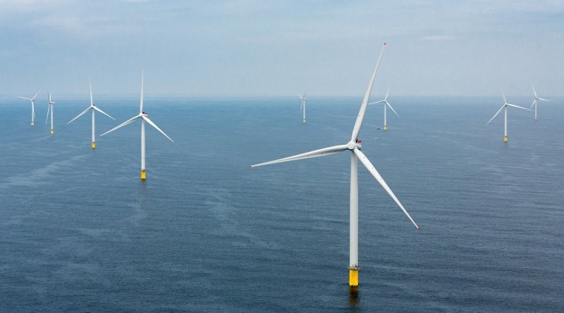 Offshore-Windkraftwerk Westermost Rough versorgt 150.000 Haushalte / Offshore wind power plant Westermost Rough supplies 150,000 households